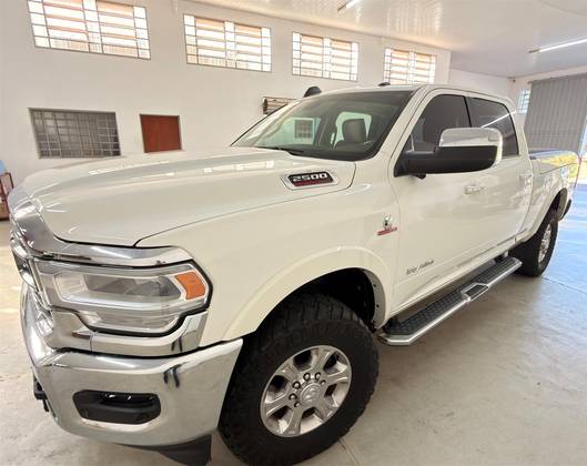 RAM 2500 6.7 I6 TURBO DIESEL LARAMIE CD 4X4 AUTOMÁTICO